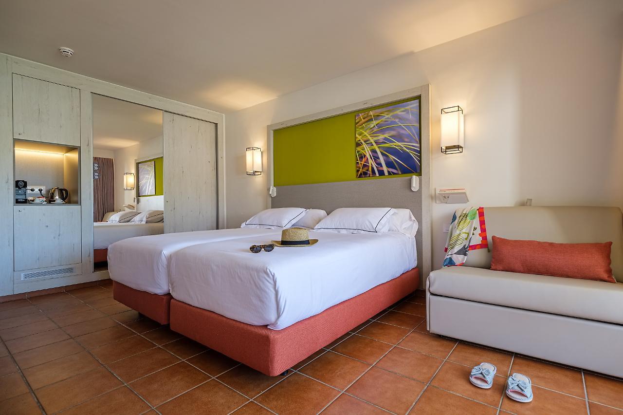 Oassium Hotel At Estival Park La Pineda Exteriér fotografie
